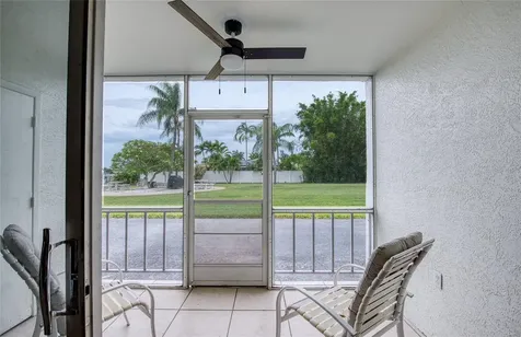 3717 S 46th Avenue S St Petersburg FL 33711