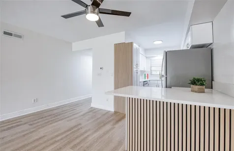 3717 S 46th Avenue S St Petersburg FL 33711