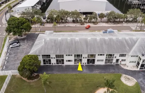 3717 S 46th Avenue S St Petersburg FL 33711