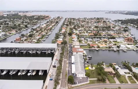 3717 S 46th Avenue S St Petersburg FL 33711