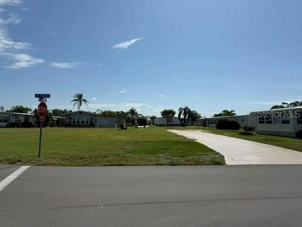 401 El Prado North Port FL 34287