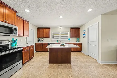 503 W Leah Court Fruitland Park FL 34731