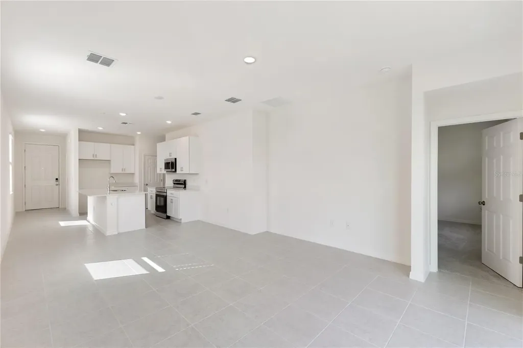 9129 Wildlight Trail Wildwood FL 34785
