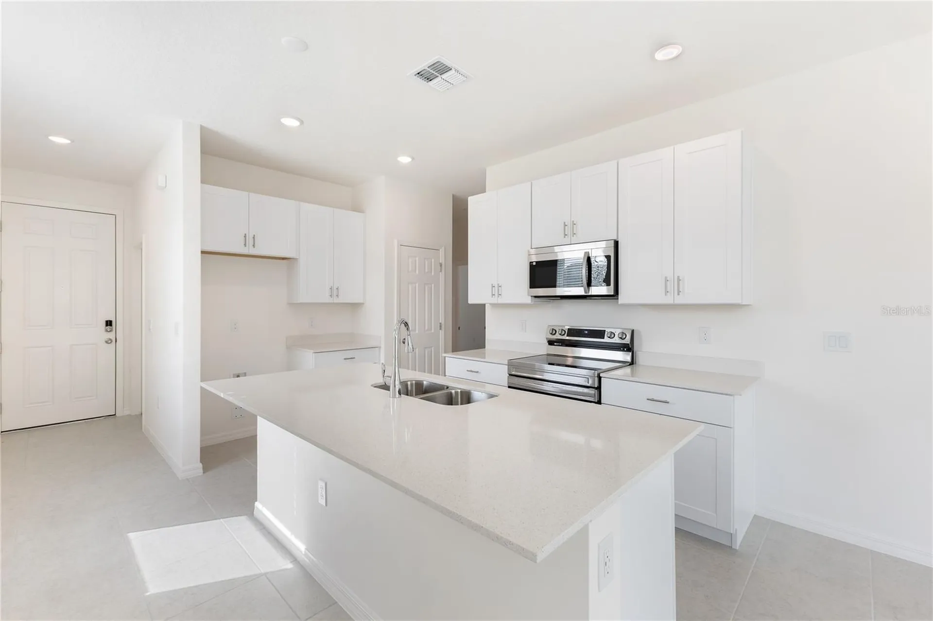 9129 Wildlight Trail Wildwood FL 34785