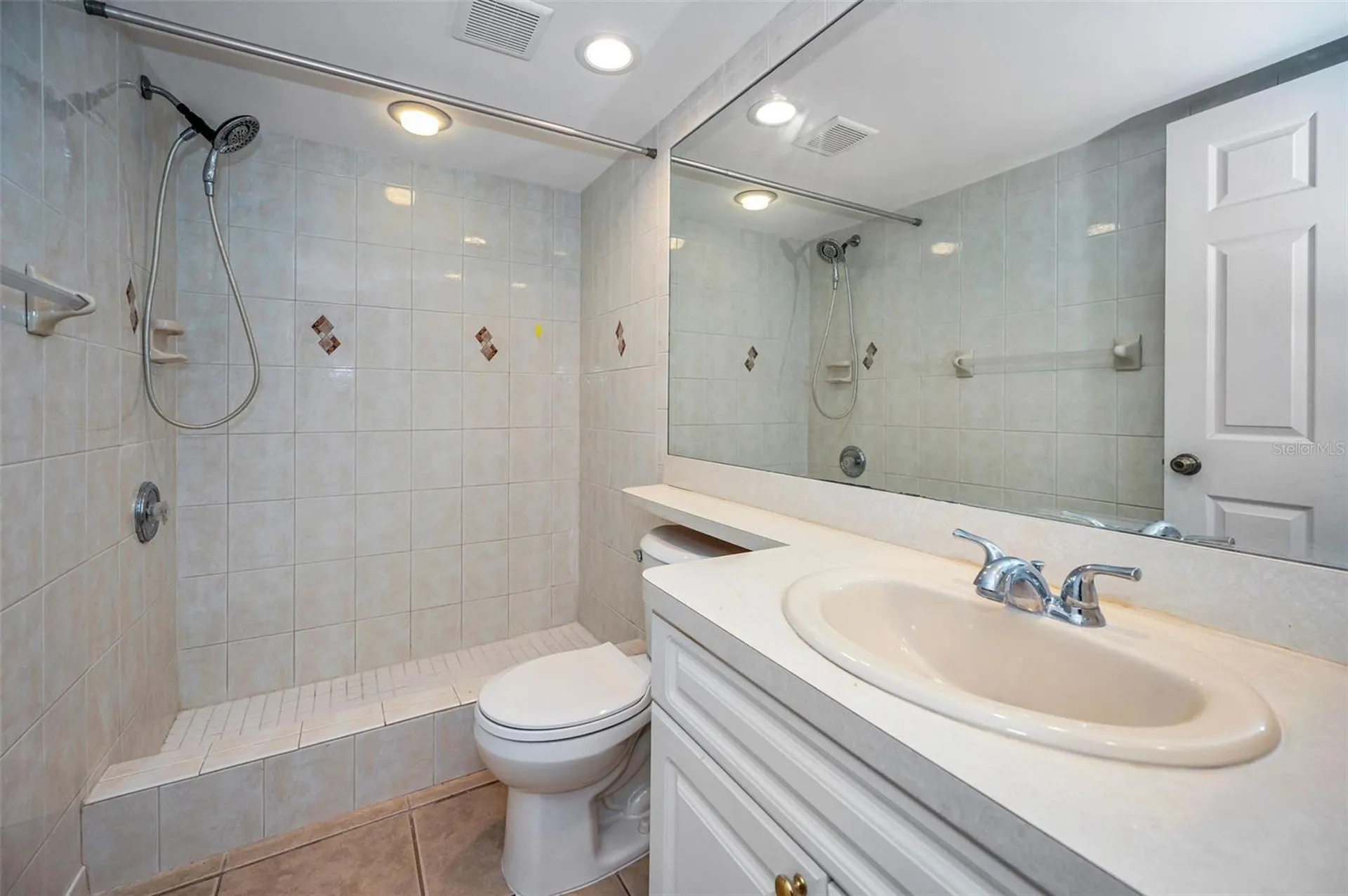 1400 Water View Drive W Largo FL 33771