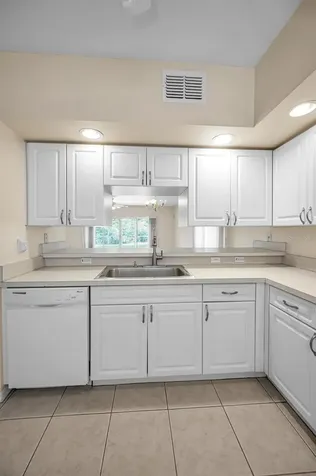 1400 Water View Drive W Largo FL 33771