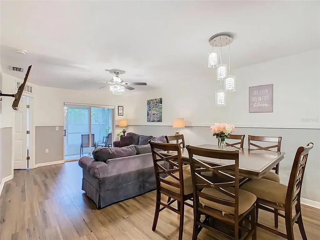 2810 Club Cortile Circle Kissimmee FL 34746
