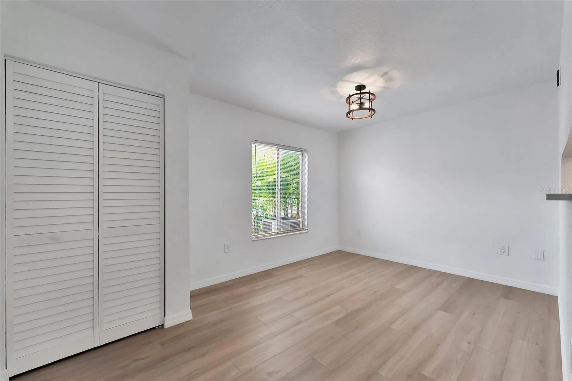 9940 7th Way N St Petersburg FL 33702