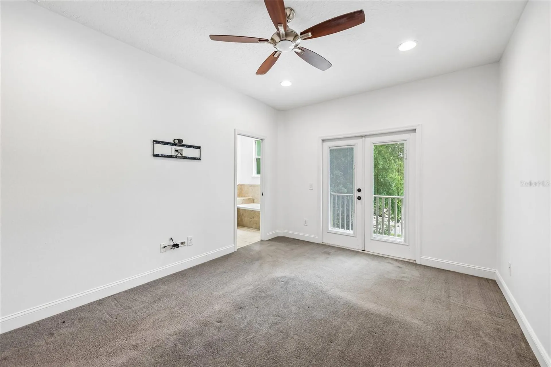 2611 E Jefferson Street Orlando FL 32803