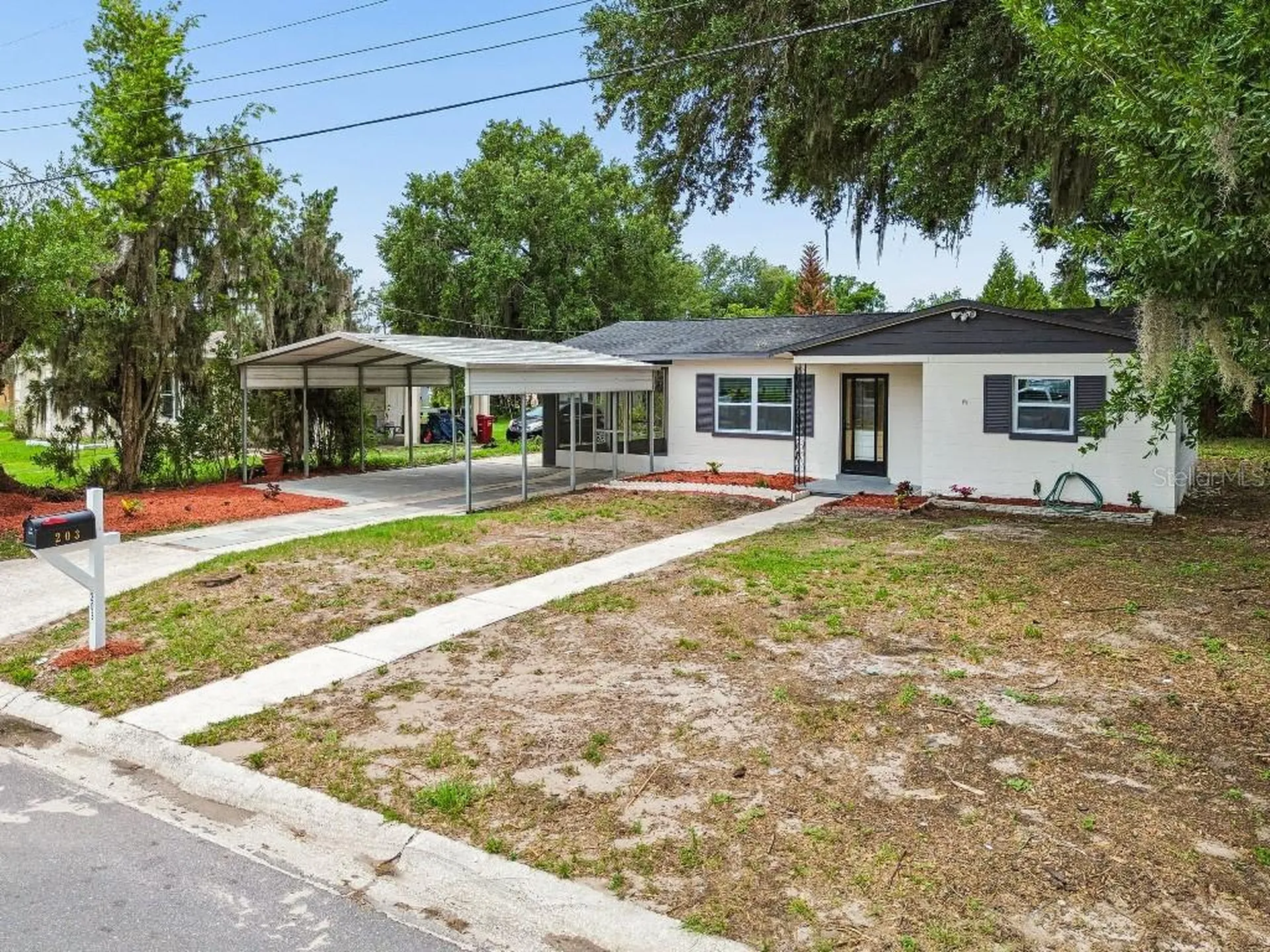203 Pevetty Drive Plant City FL 33563