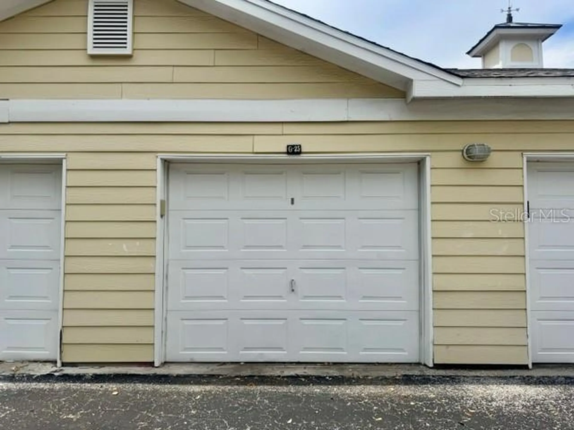 18448 Bridle Club Drive Tampa FL 33647