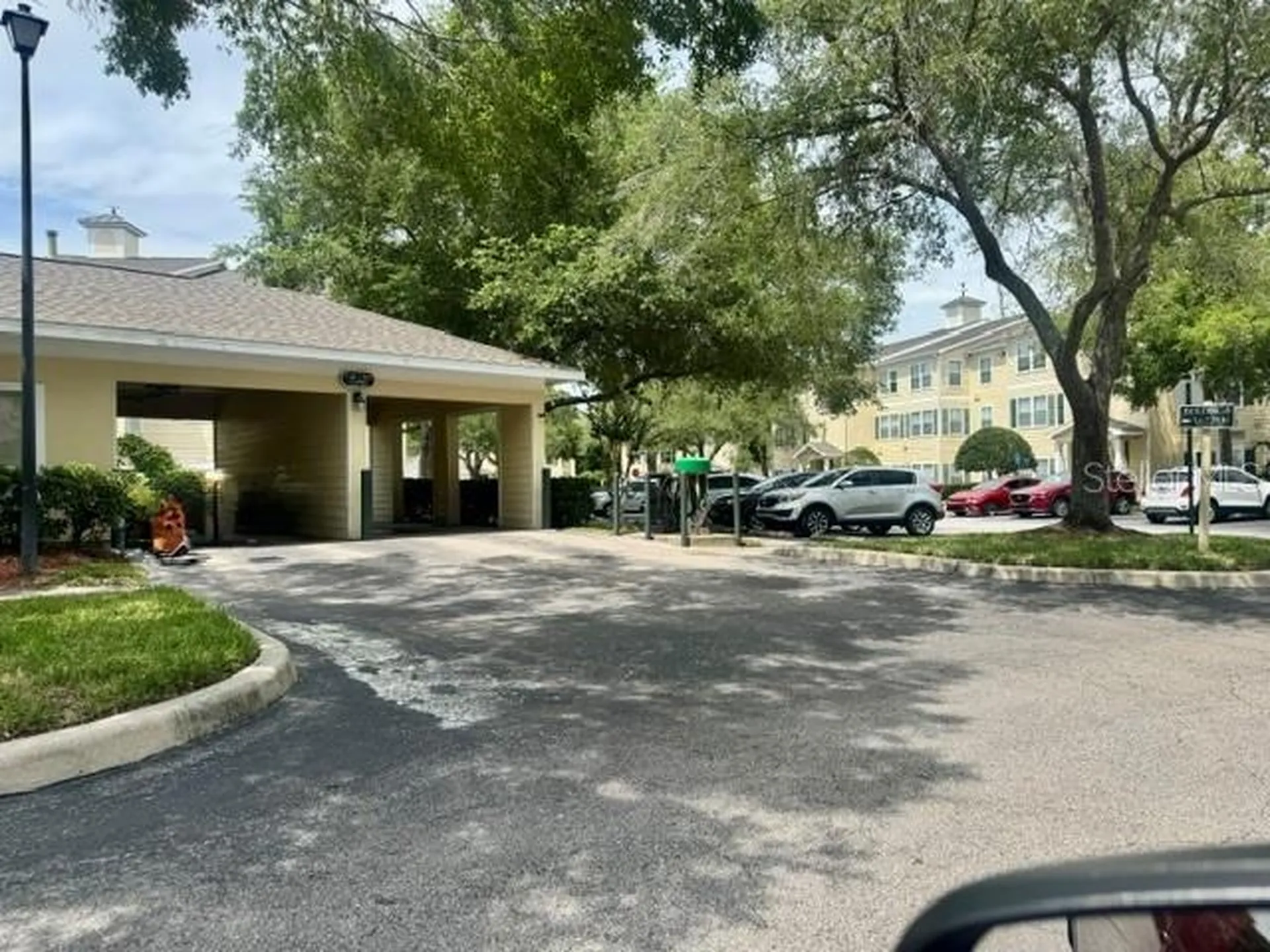 18448 Bridle Club Drive Tampa FL 33647