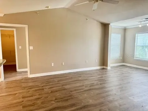 18448 Bridle Club Drive Tampa FL 33647