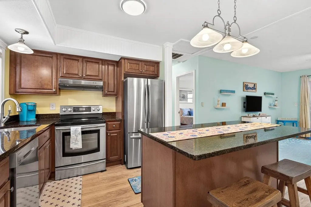 5055 Live Oak Circle Bradenton FL 34207