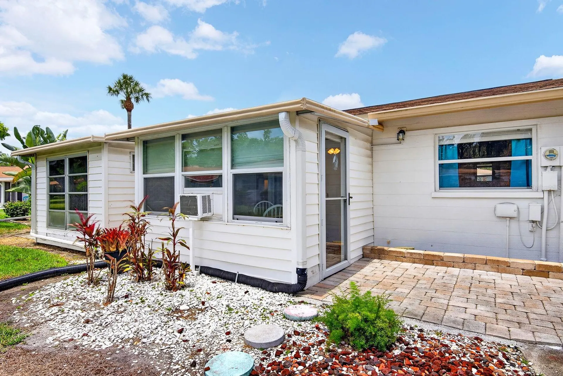 5055 Live Oak Circle Bradenton FL 34207