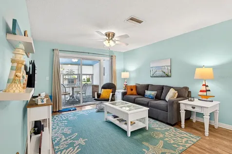 5055 Live Oak Circle Bradenton FL 34207