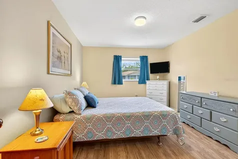 5055 Live Oak Circle Bradenton FL 34207