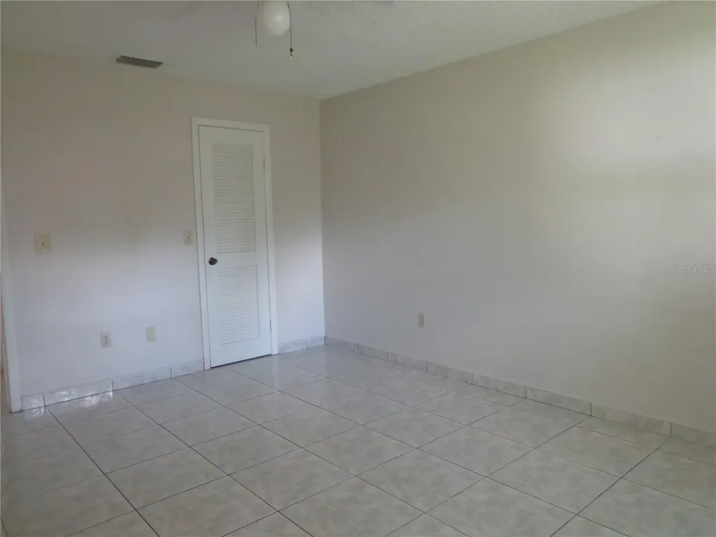 721 Regent Circle S Brandon FL 33511