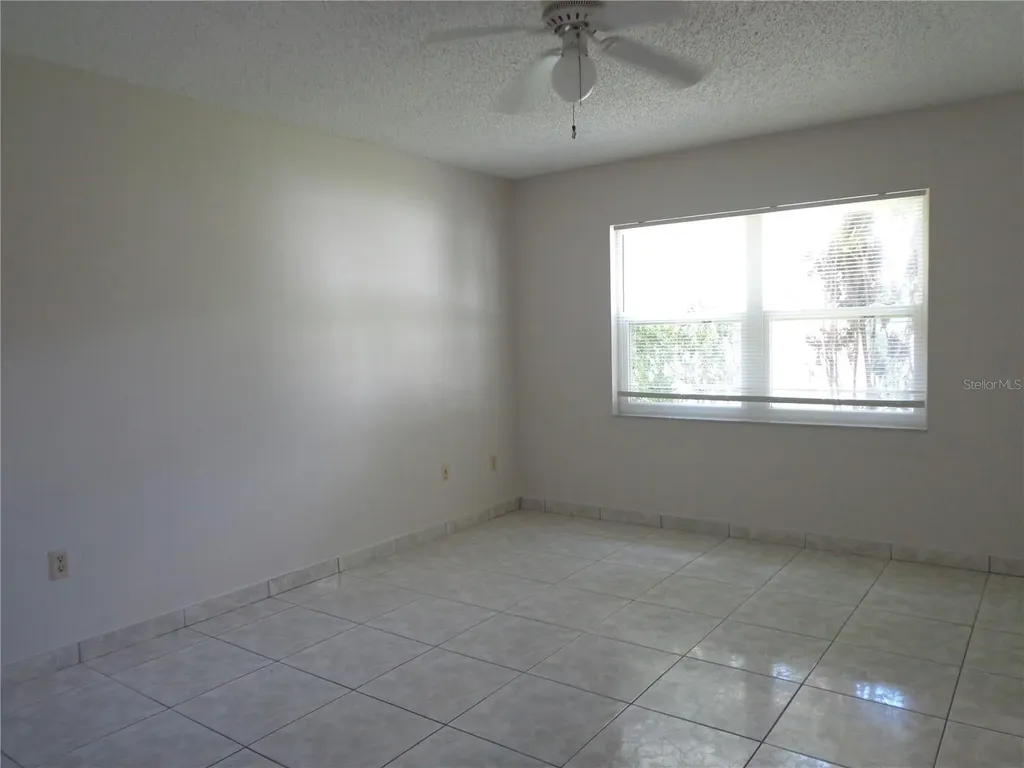 721 Regent Circle S Brandon FL 33511
