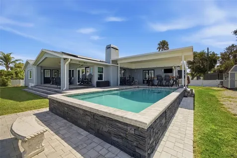 8211 Hayward Lane Port Richey FL 34668
