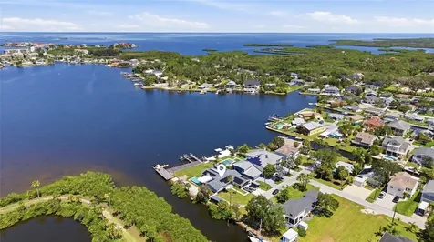 8211 Hayward Lane Port Richey FL 34668