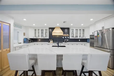 8211 Hayward Lane Port Richey FL 34668