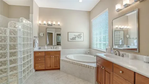 5146 Cote Du Rhone Way Sarasota FL 34238