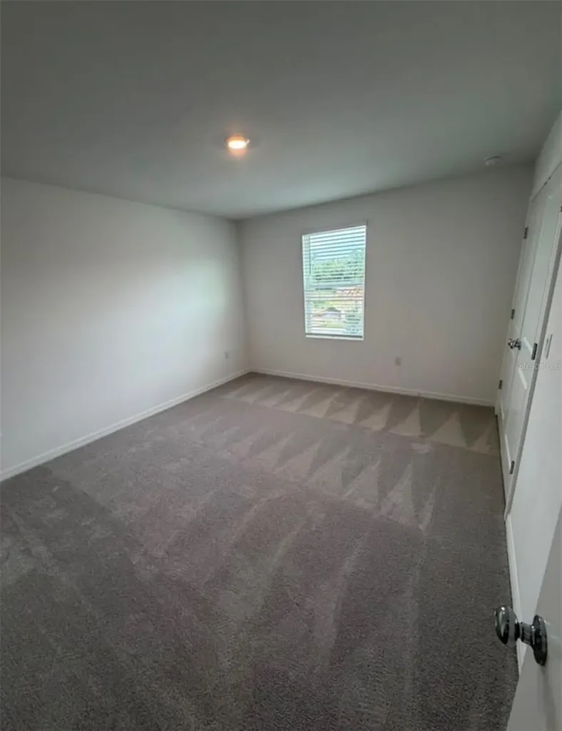 2864 Skyline Loop Kissimmee FL 34758