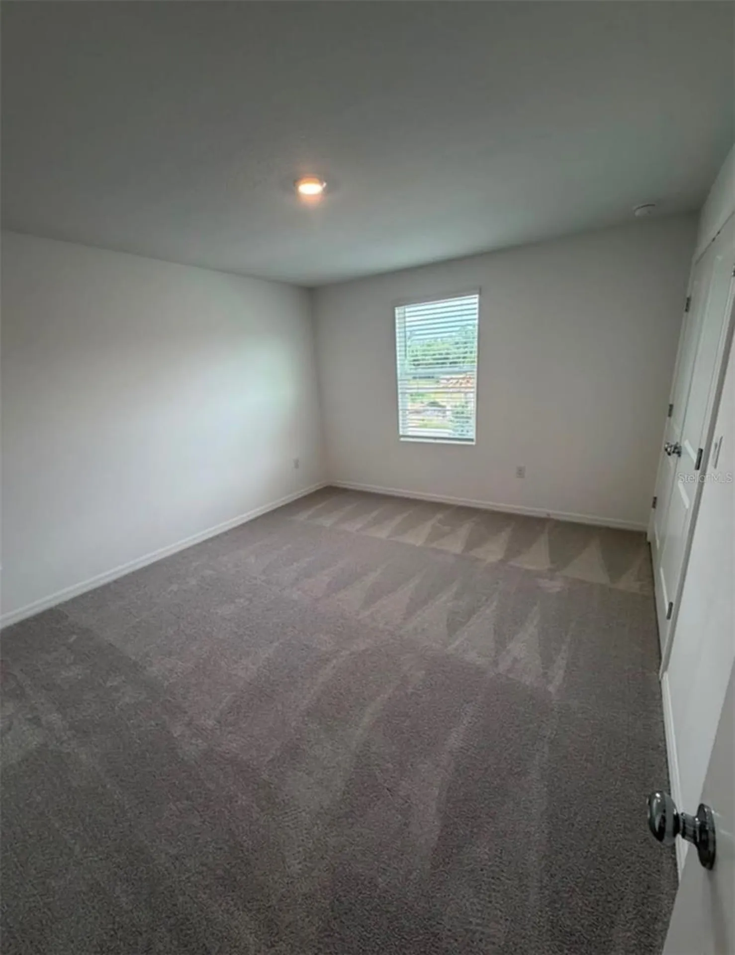 2864 Skyline Loop Kissimmee FL 34758