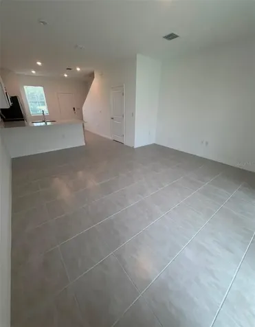 2864 Skyline Loop Kissimmee FL 34758