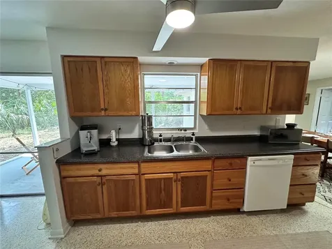 1000 NW 39th Drive Gainesville FL 32605