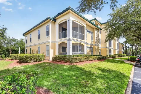 8812 Dunes Court Kissimmee FL 34747