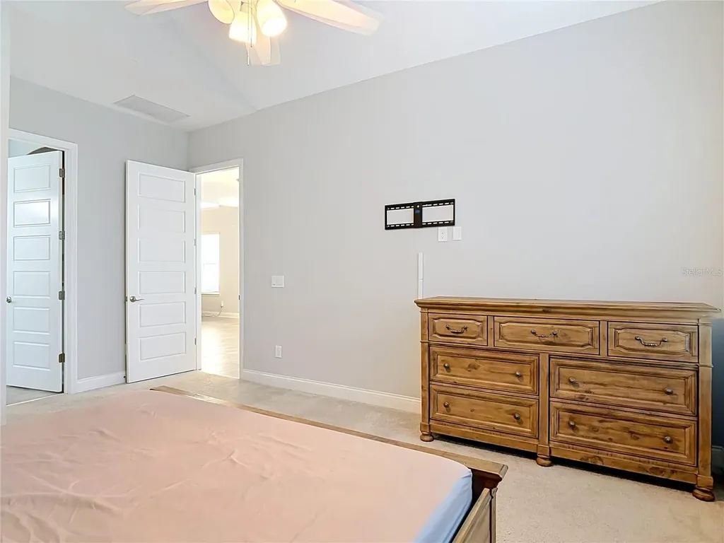 450 Windy Pine Way Oviedo FL 32765