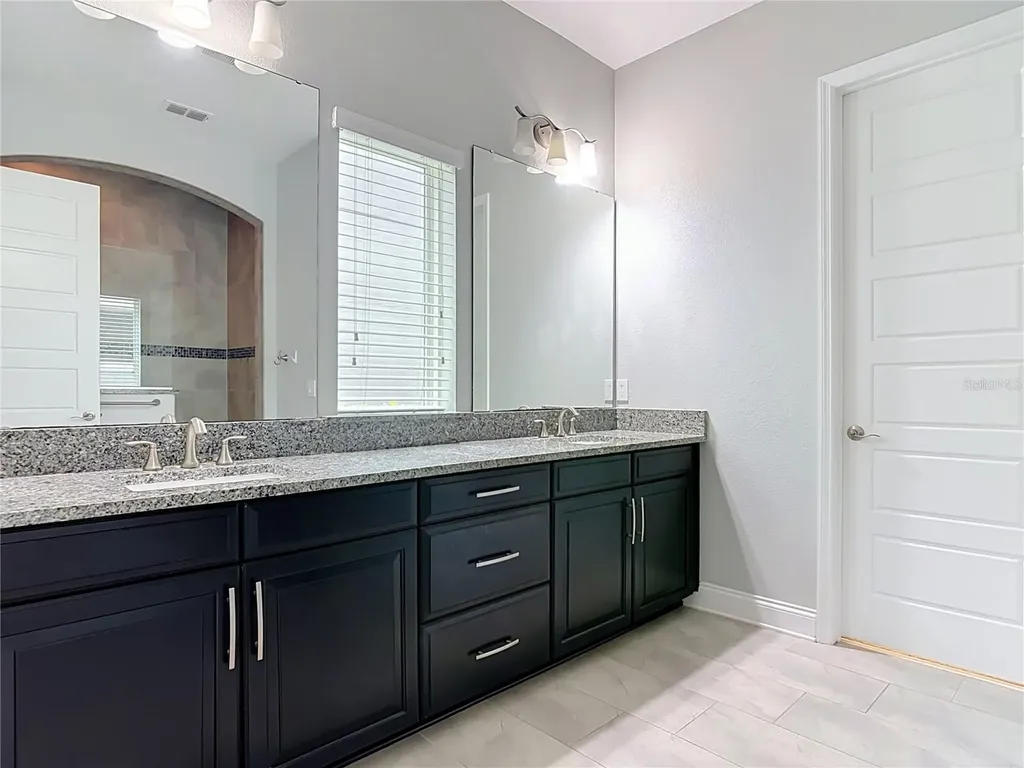 450 Windy Pine Way Oviedo FL 32765