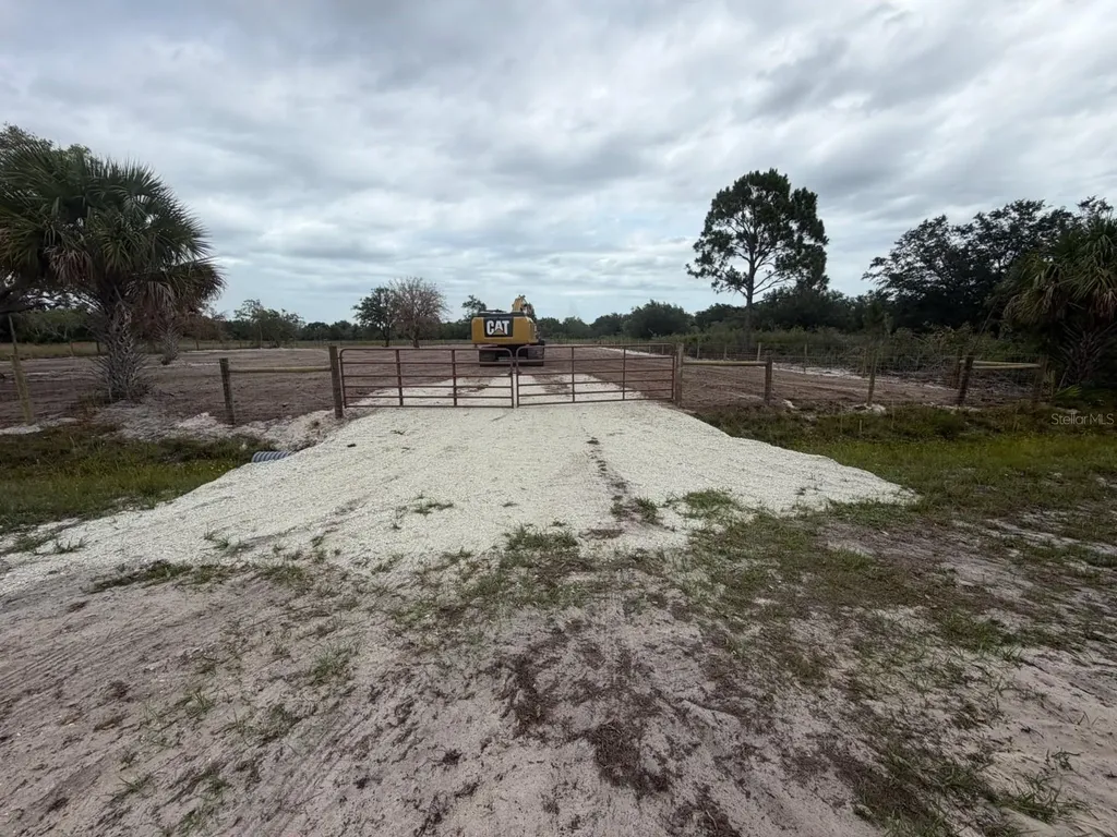 14667 NW 310th Street Okeechobee FL 34972