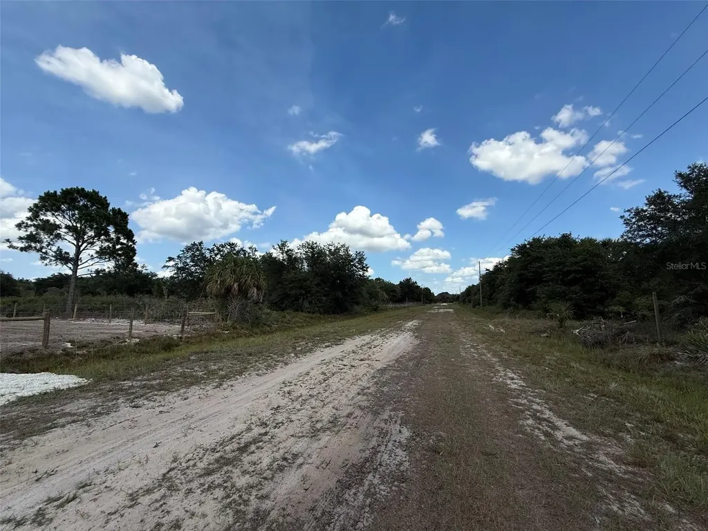 14667 NW 310th Street Okeechobee FL 34972