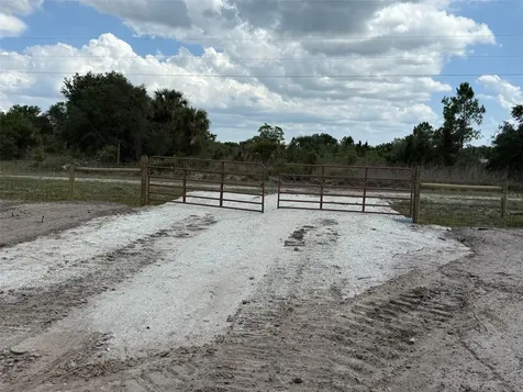 14667 NW 310th Street Okeechobee FL 34972