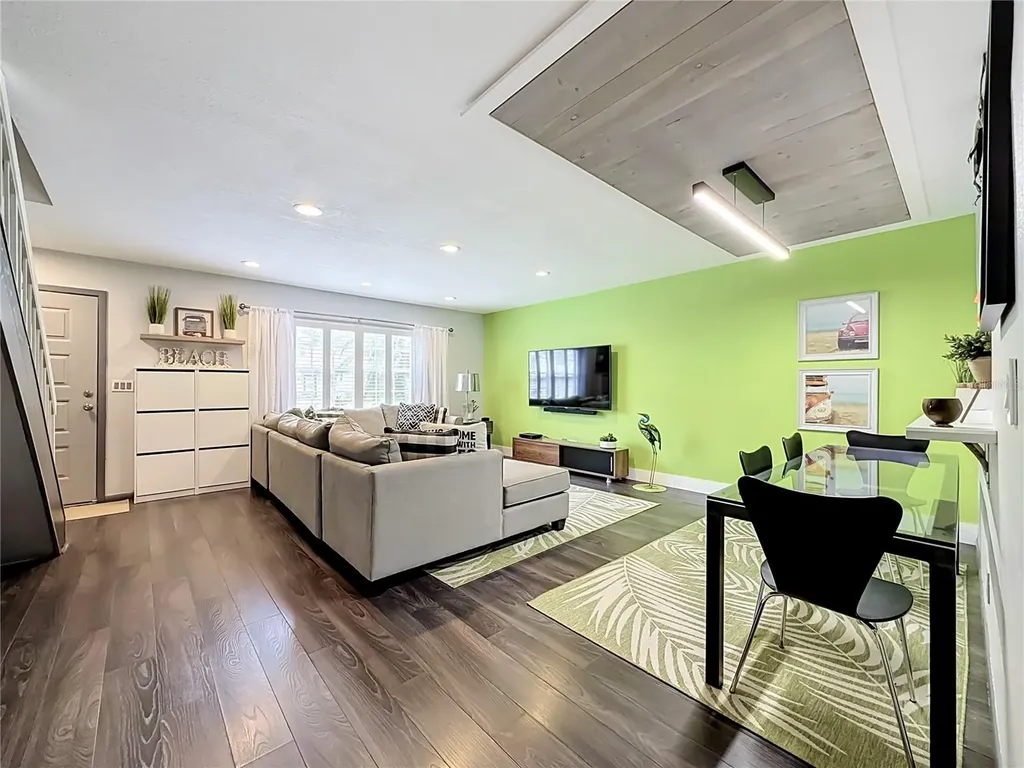 604 Bough Avenue Clearwater FL 33760