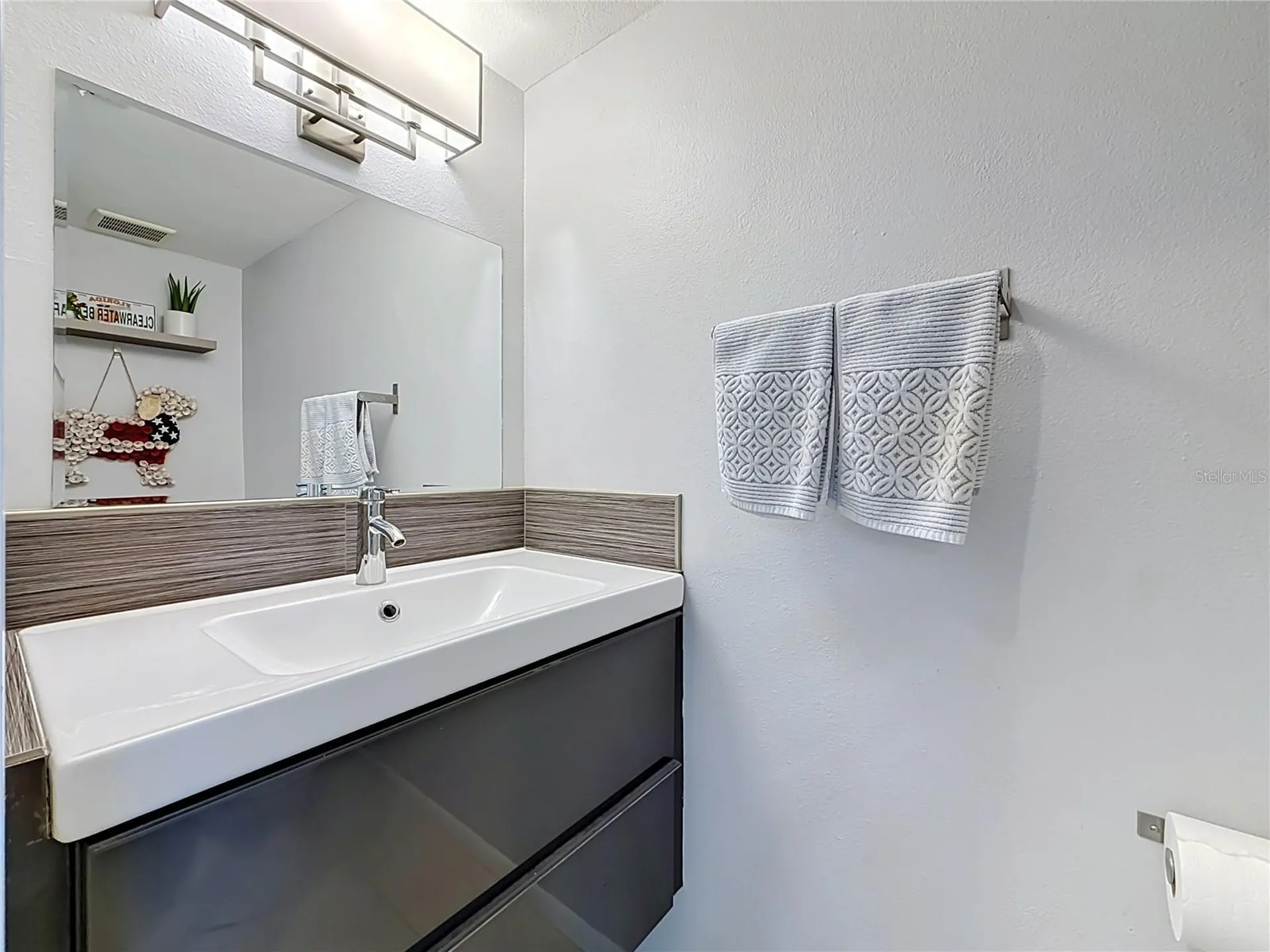 604 Bough Avenue Clearwater FL 33760