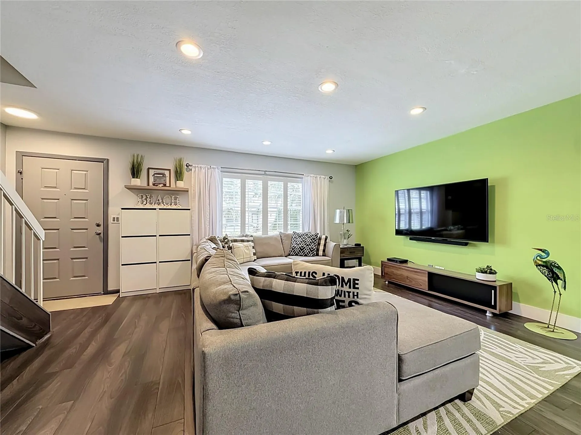 604 Bough Avenue Clearwater FL 33760