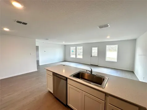 1975 Wilder Way Eagle Lake FL 33839