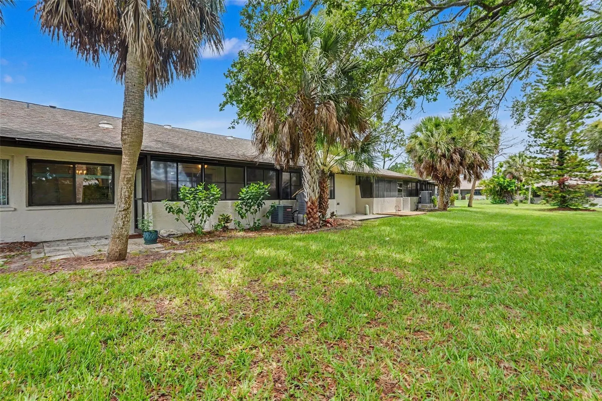 1208 Highland Avenue SE Largo FL 33771