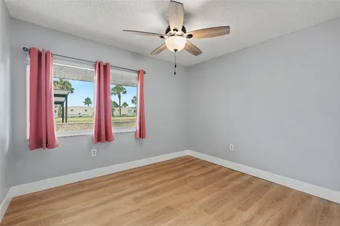 1208 Highland Avenue SE Largo FL 33771
