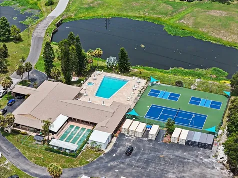 1208 Highland Avenue SE Largo FL 33771