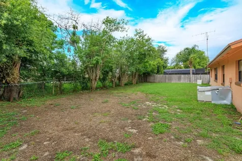 6814 Nawadaha Boulevard Orlando FL 32818