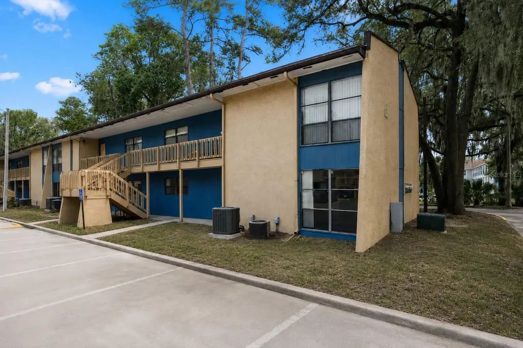 2811 SW Archer Road Gainesville FL 32608