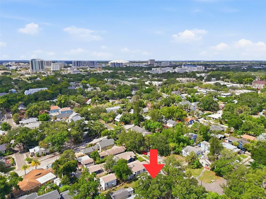 1135 Crescent Lake Drive N St Petersburg FL 33701