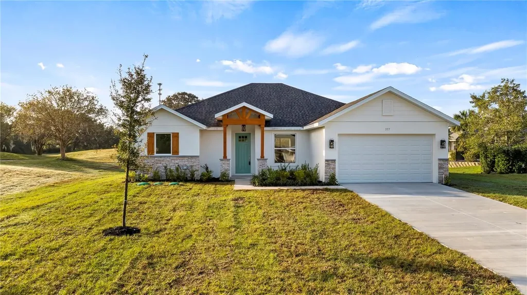 577 Dowling Circle Lady Lake FL 32159