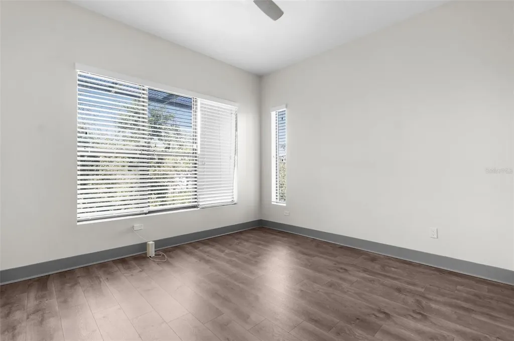 4810 W Mcelroy Avenue Tampa FL 33611