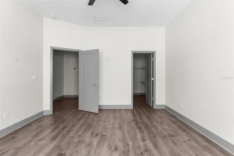 4810 W Mcelroy Avenue Tampa FL 33611